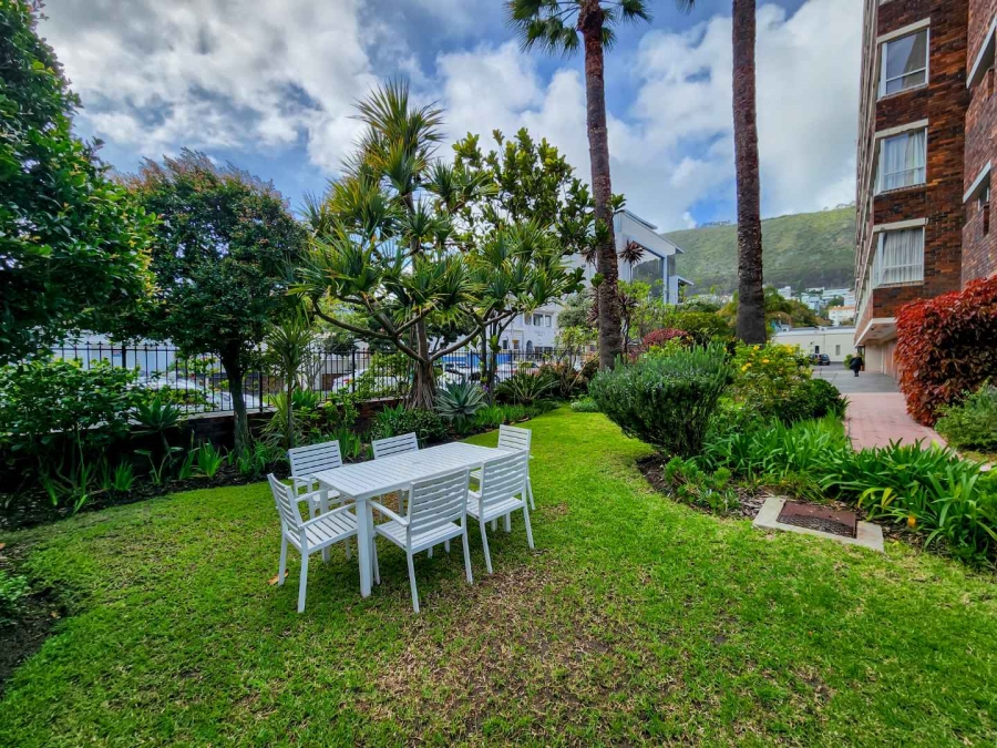 To Let 2 Bedroom Property for Rent in Sea Point Western Cape